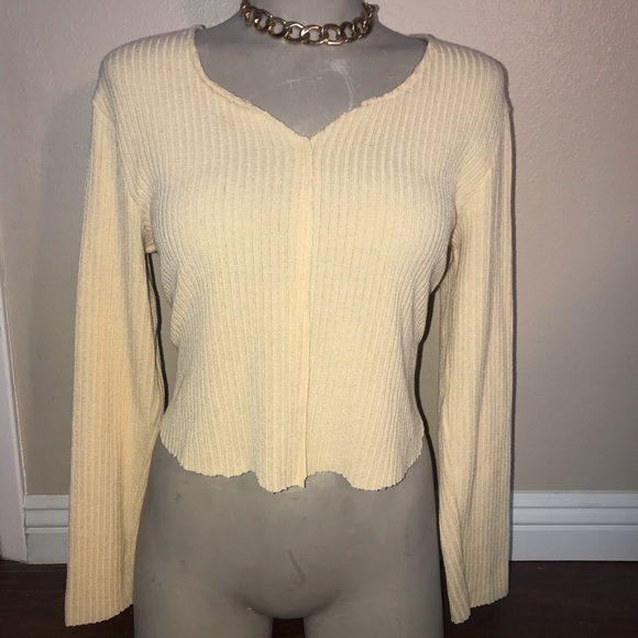 Cropped Yellow Long Sleeve - Picture 1 of 2